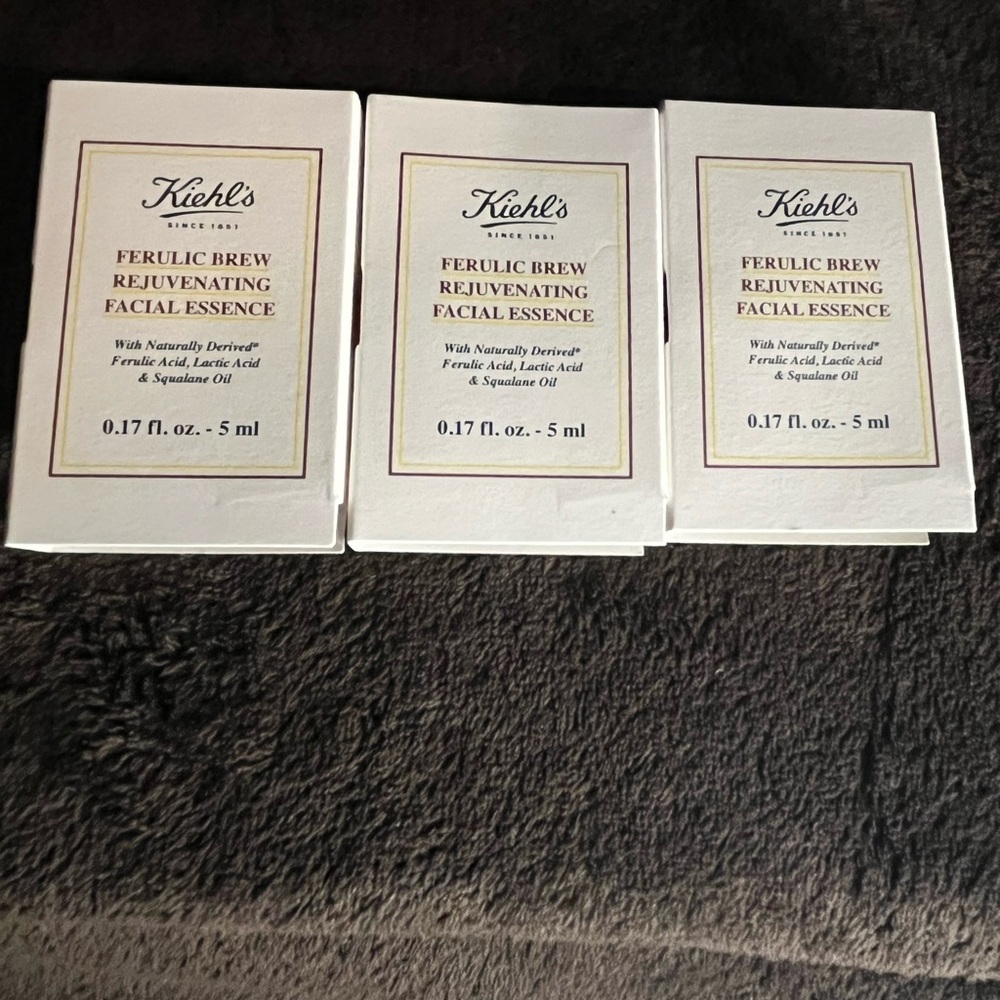 Kiehl's Ferulic Brew Rejuvenating Facial Essence - White